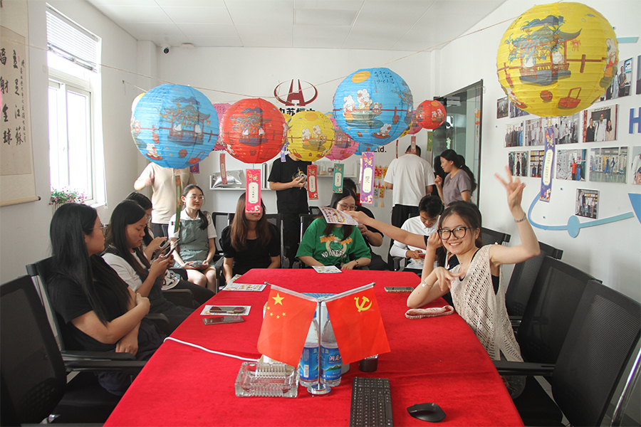 Jiangsu Luoming فعالیت های جشنواره اواسط پاییز را برگزار می کند